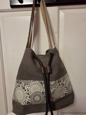 Retro Casual Canvas Handbag.